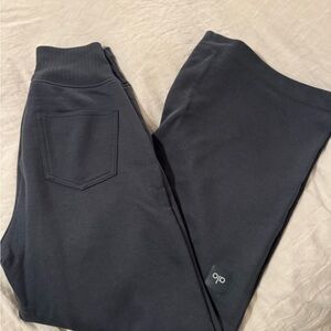 Alo Yoga sweats